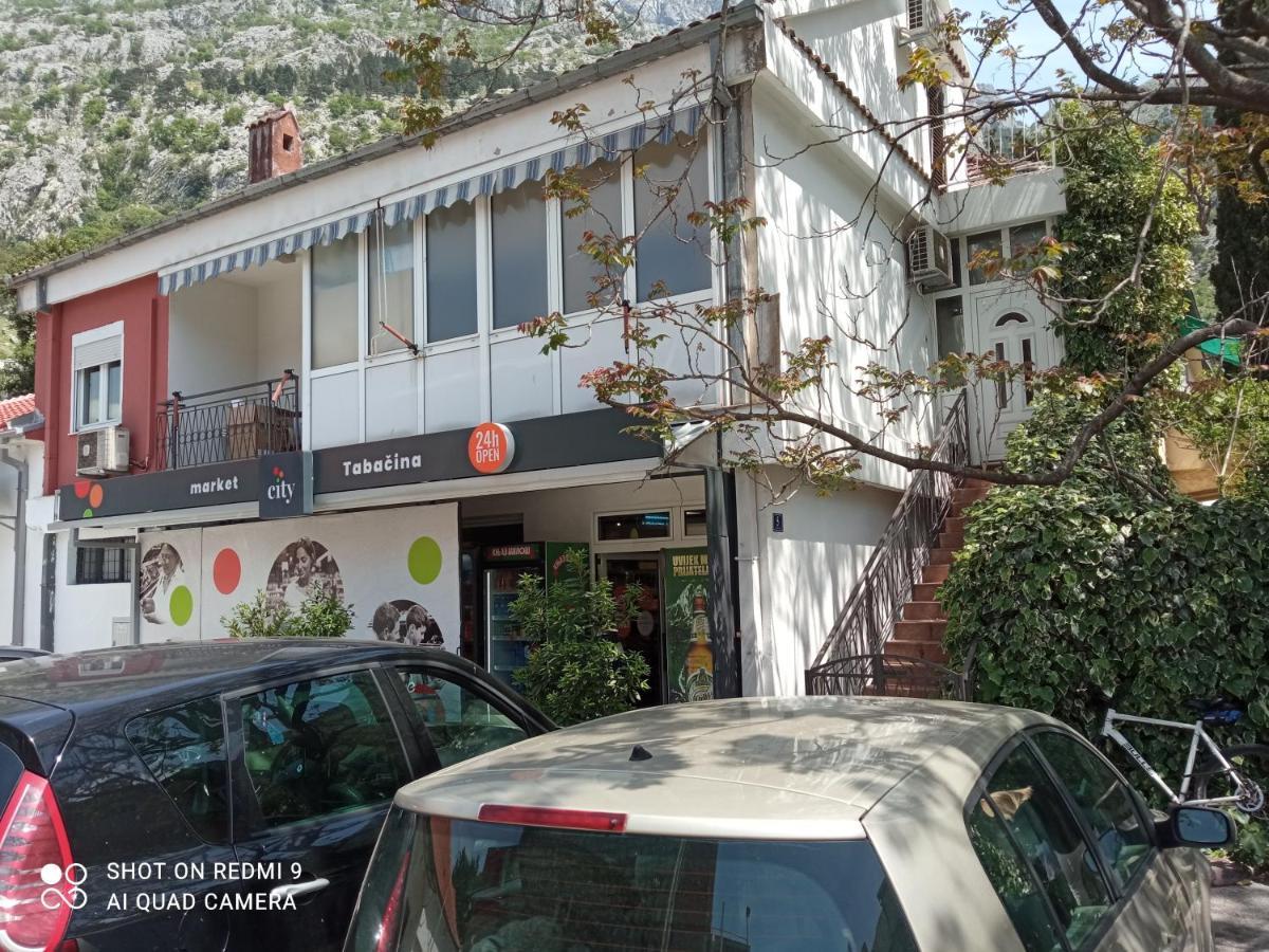 Kotorhostelito מראה חיצוני תמונה